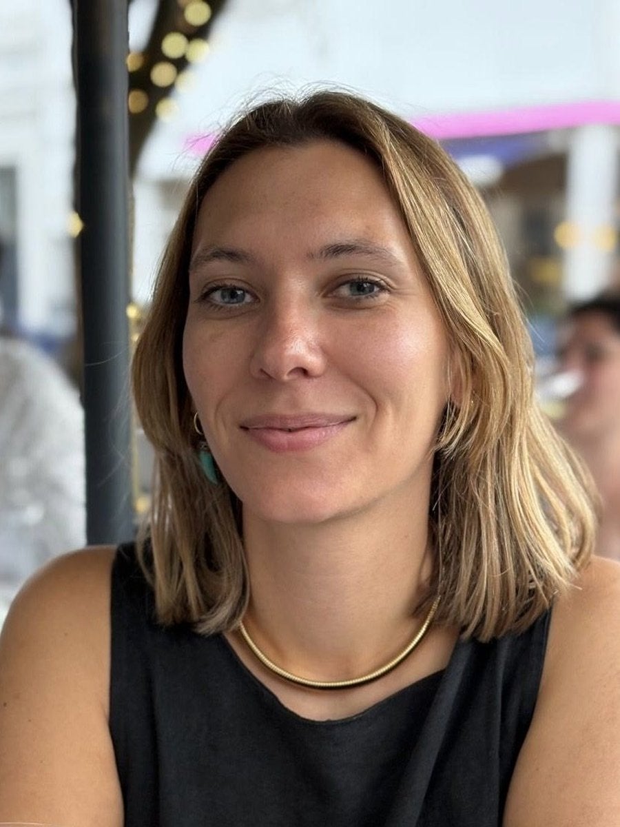 Portrait of Vivian Mac Gillavry