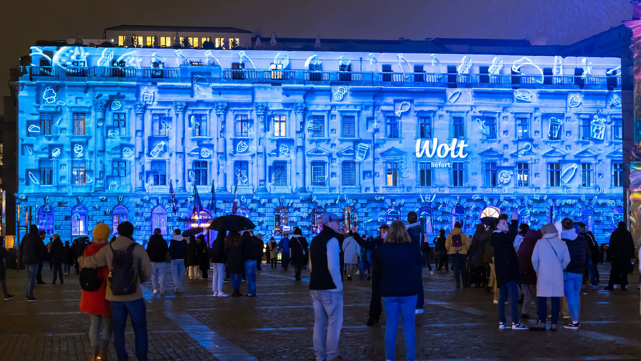 Festival of Lights – Mediaplus Berlin und Wolt bringen die Hauptstadt zum Strahlen